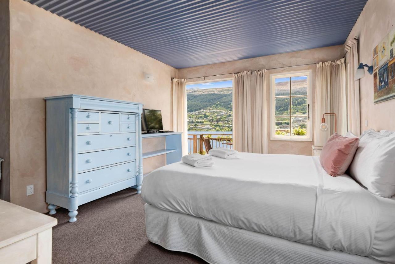 Sunny Lakeview Villa Queenstown Exterior foto