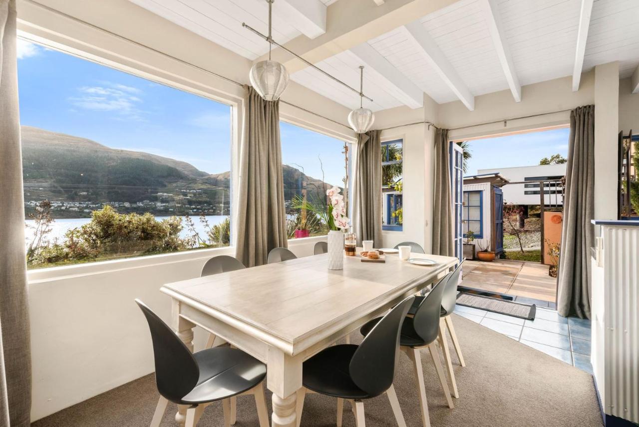 Sunny Lakeview Villa Queenstown Exterior foto